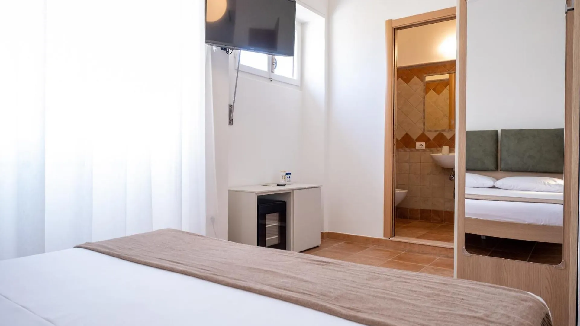 Nautika Suites 阿尔盖罗