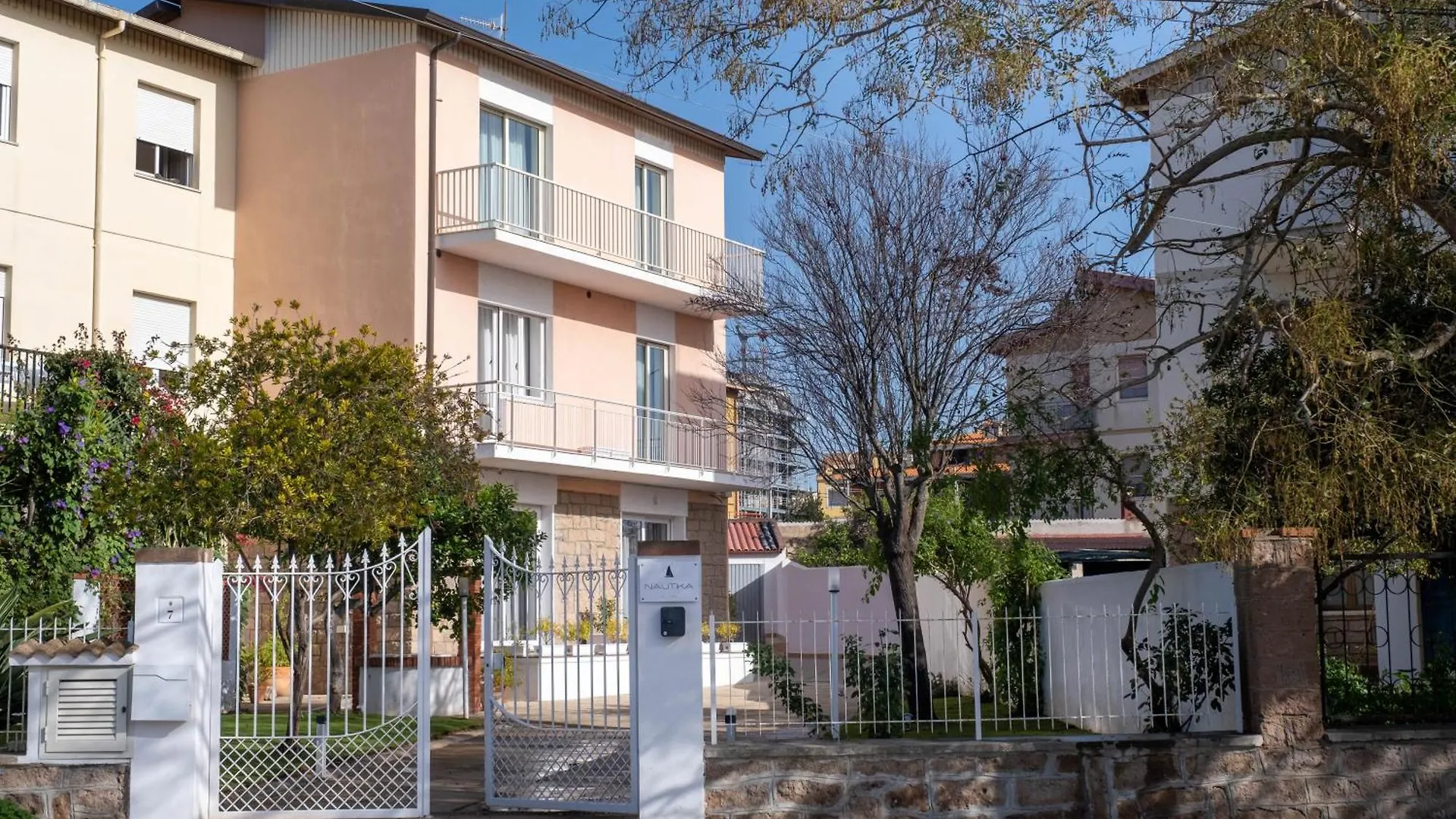 Nautika Suites Alghero Gæstehus